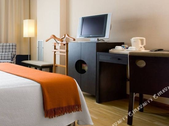 Фото Nh Valencia Center