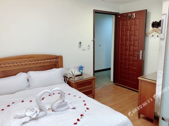 Фото Mucha Hotel