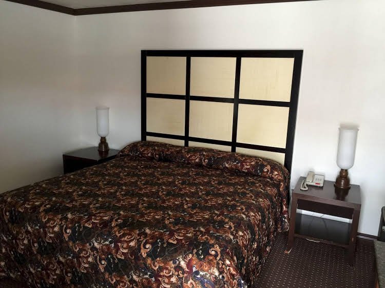 Фото Roswell Inn