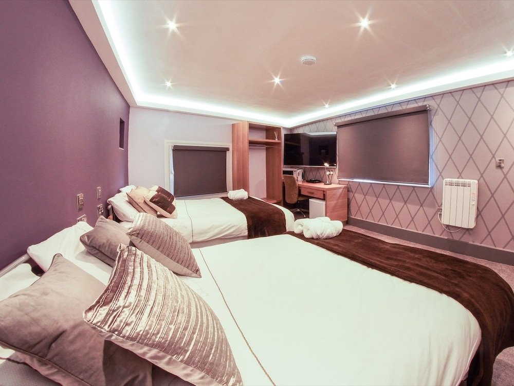 Фото Econo Lodge Truman Inn