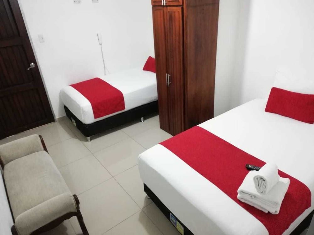 Фото Hotel Cafe Plaza