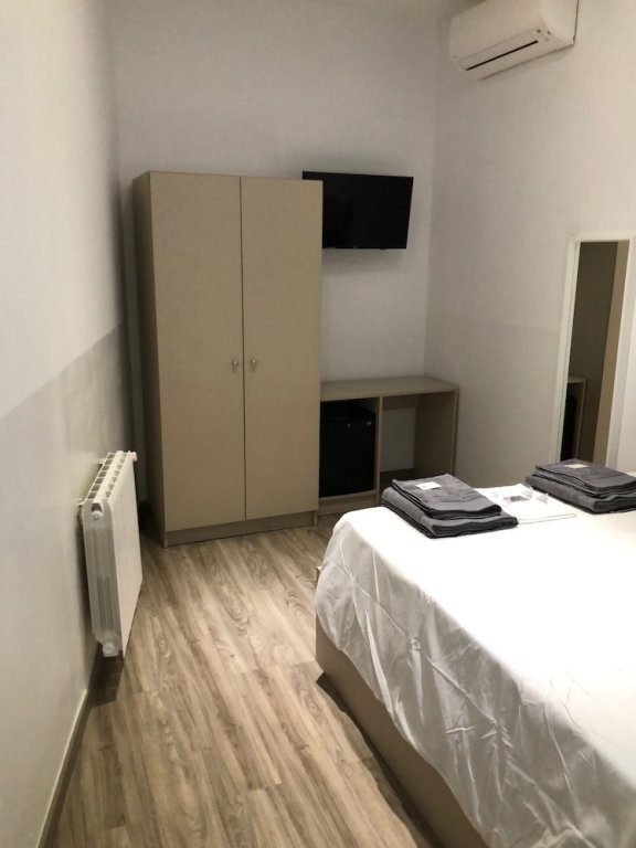 Фото Hostalin Madrid Atocha