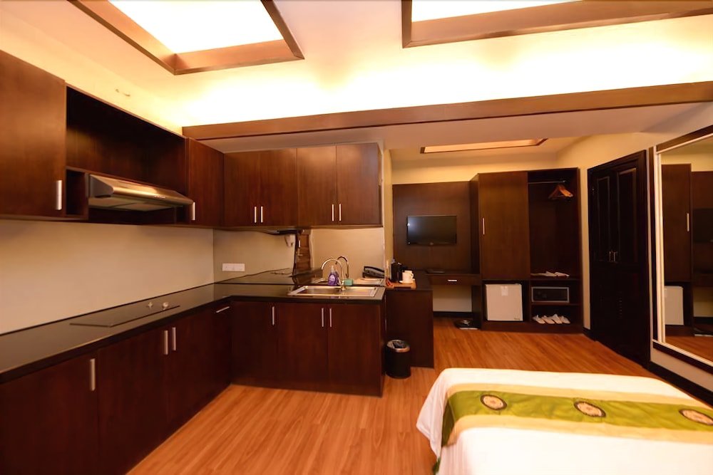 Фото Hotel Shwe Gone Daing