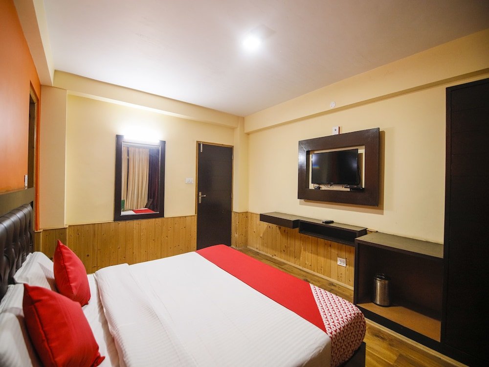 Фото Oyo 27062 Hotel Green View