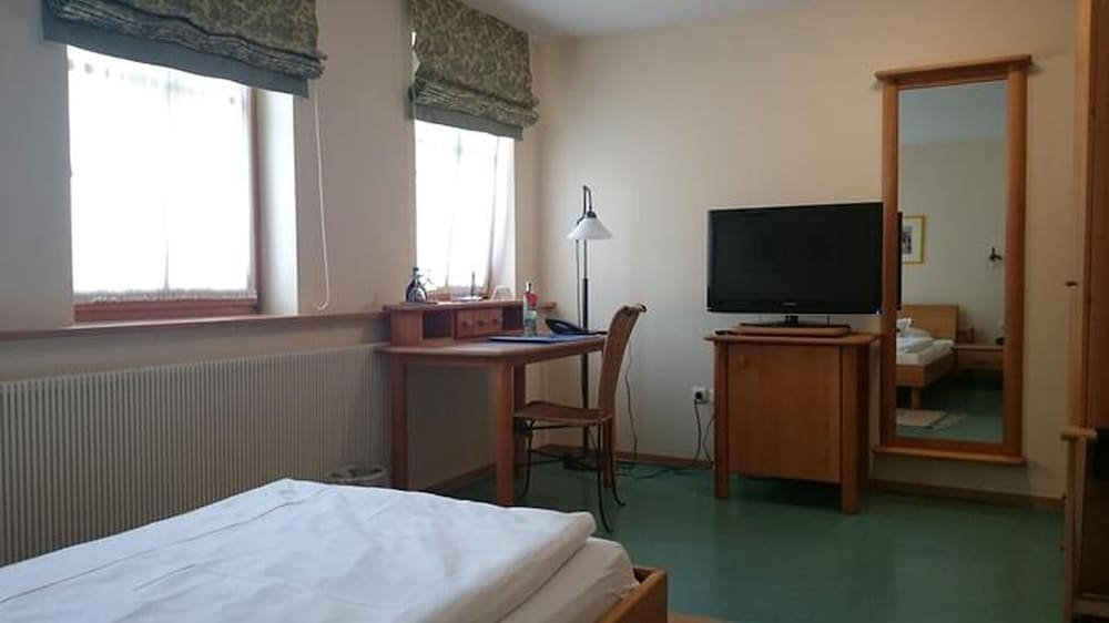 Фото Hotel Am Torturm