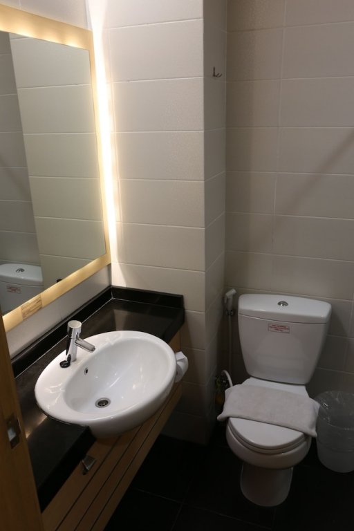 Фото Citihub Hotel @Pecindilan, Surabaya