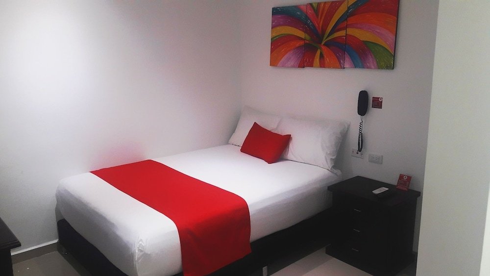 Фото Hotel Cafe Plaza