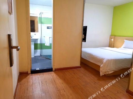 Фото 7 Days Inn Guangzhou Fangcun Jiaokou Metro 2nd Branch