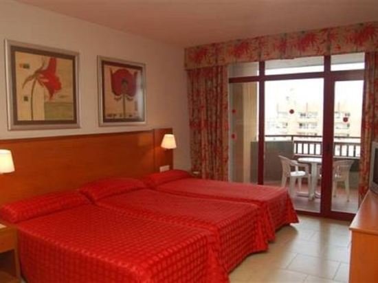 Фото Hotel Las Palmeras Affiliated by Fergus