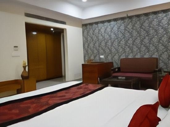 Фото The Orchard