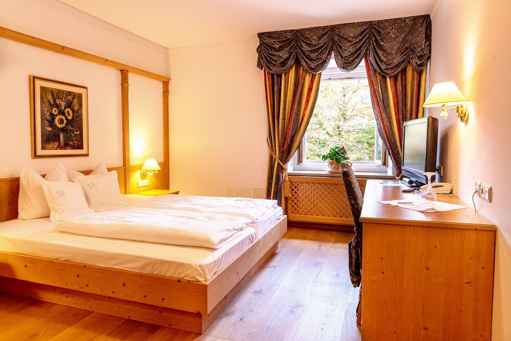 Фото Hotel Goldenes Rössl