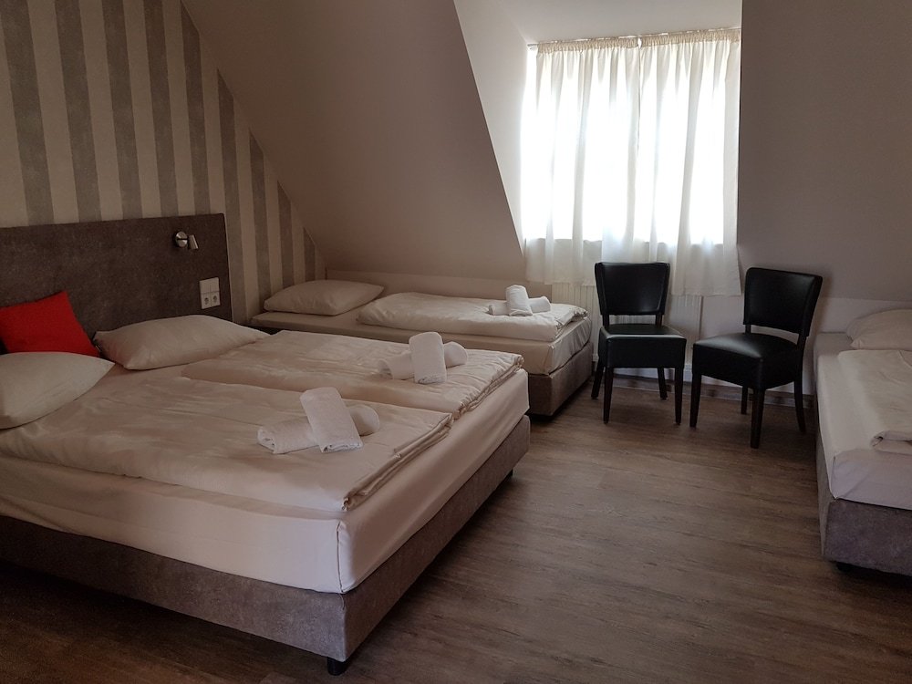 Фото Hotel zum Weissen Ross