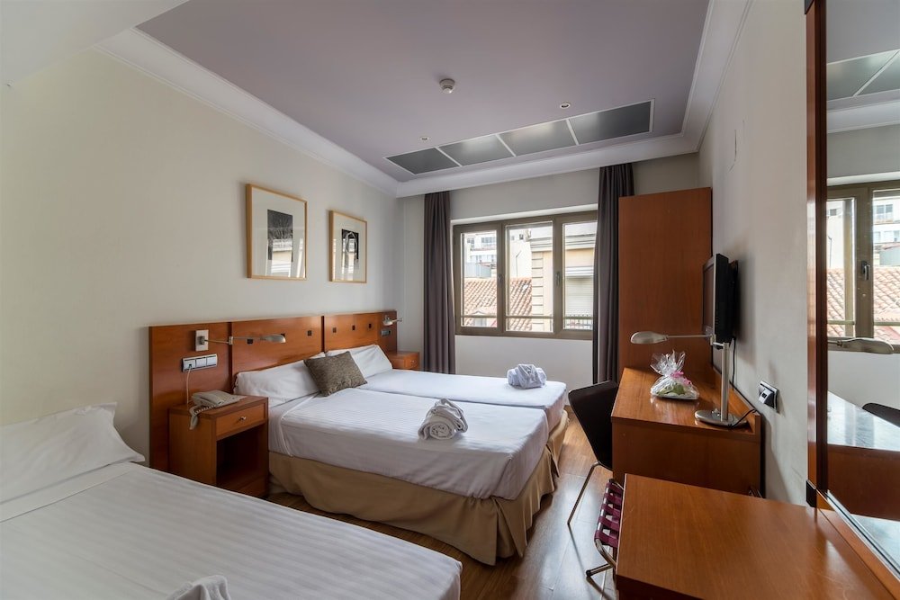 Фото Petit Palace Cliper Gran Vía