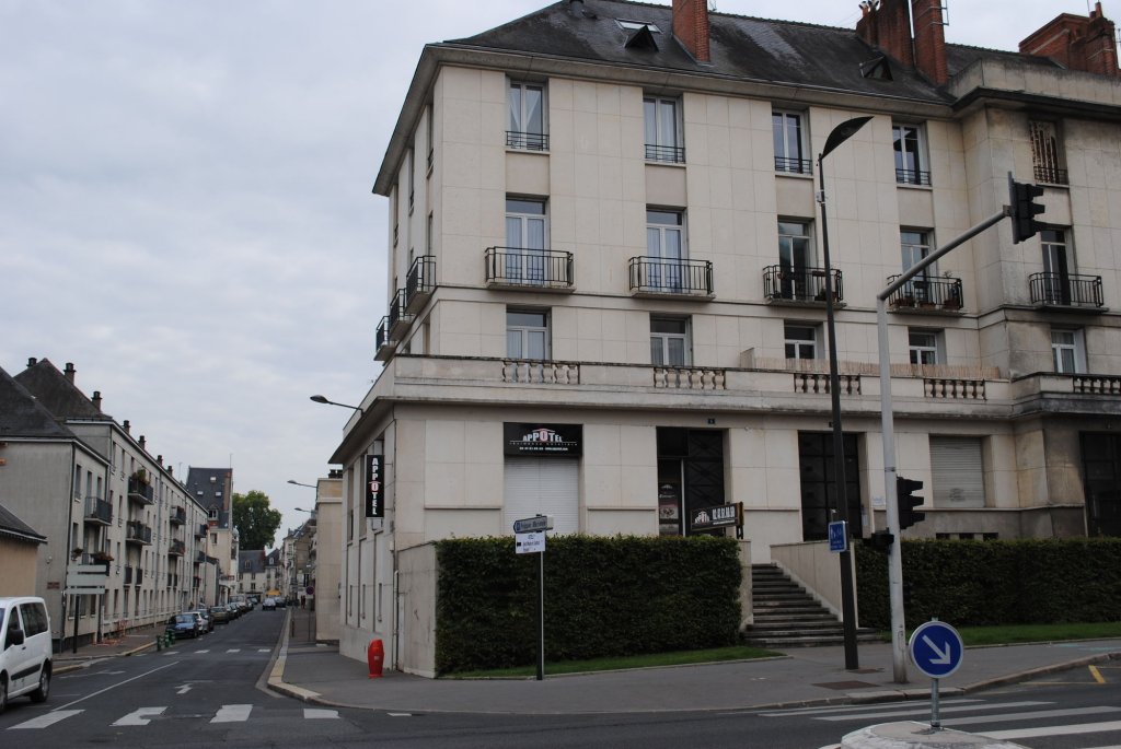 Фото отеля 1