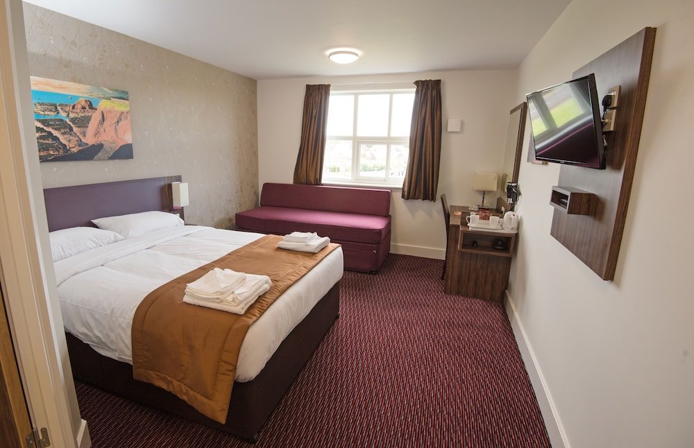 Фото Pine Marten, Dunbar by Marston's Inns