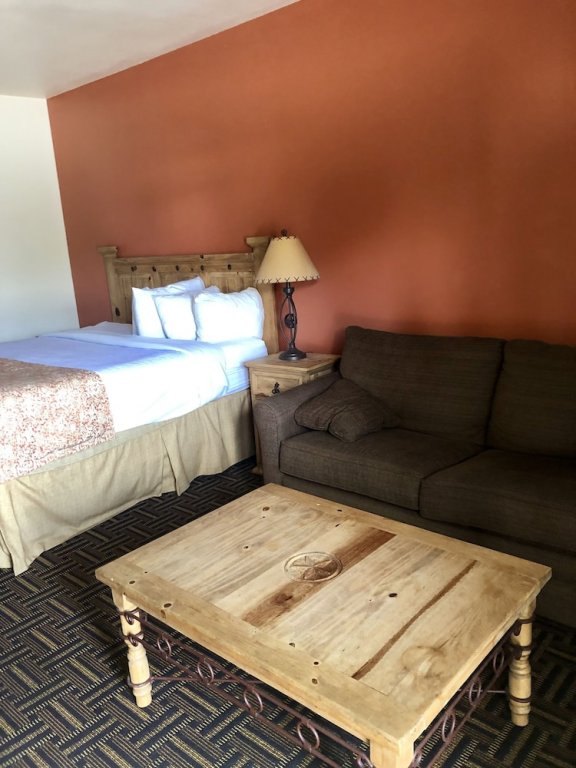 Фото Best Western Adirondack Inn