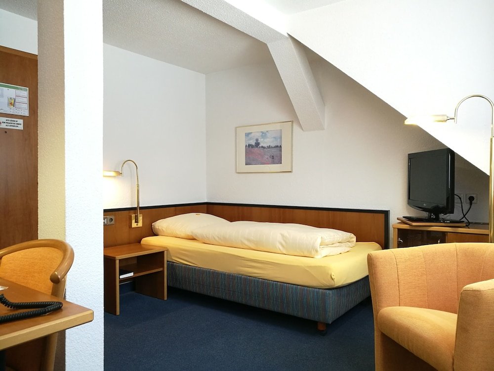 Фото Hotel Neustädter Hof