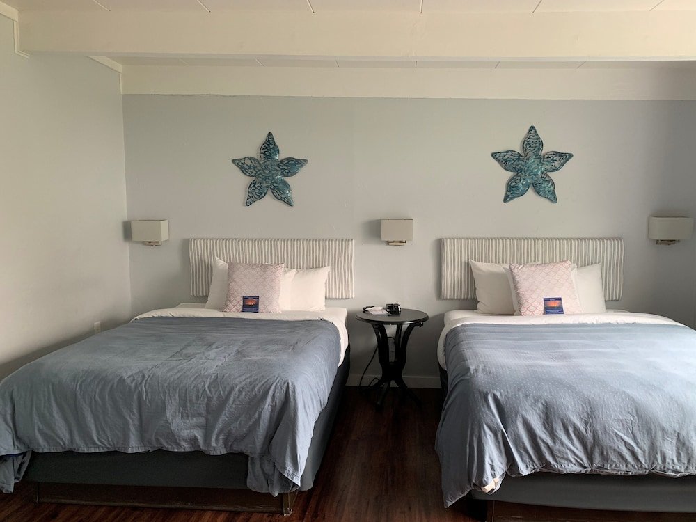 Фото Beachfront Inn