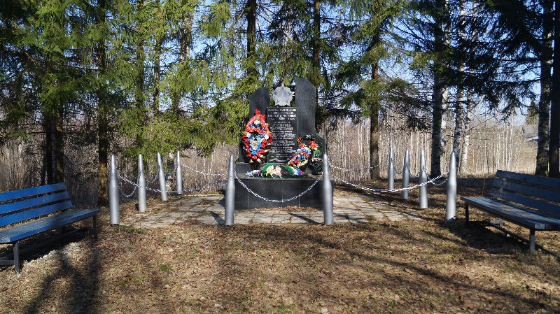 Monument, memorial Братская могила воинов, павших в Великой Отечественной войне, Bologoe, photo