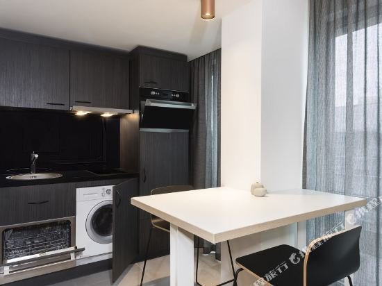 Фото Adina Apartment Hotel Leipzig