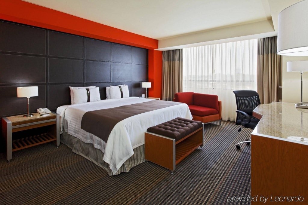 Фото Holiday Inn Mexico City - Plaza Universidad, an Ihg Hotel