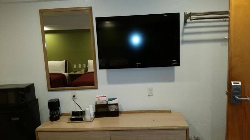 Фото Rodeway Inn Civic Center