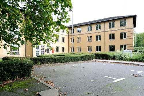 Фото Platt Hall - Campus Accommodation