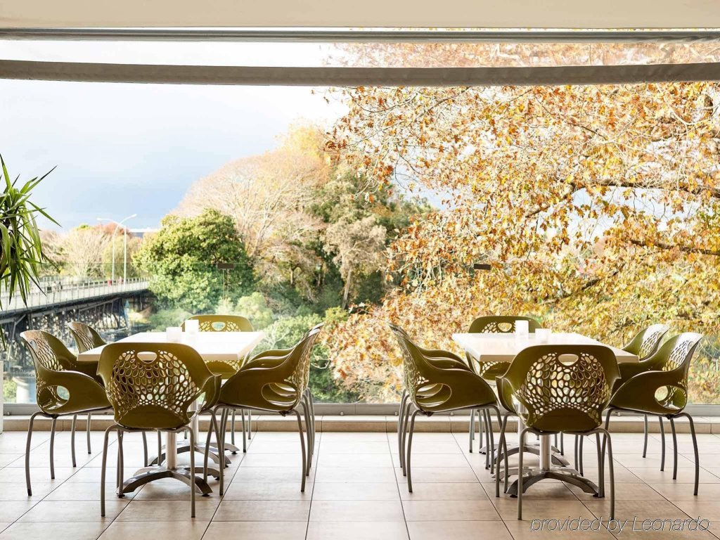 Фото Novotel Hamilton Tainui