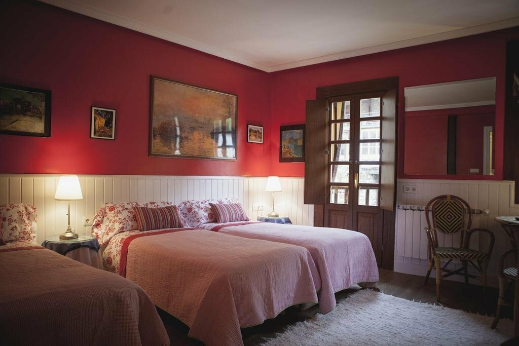 Hotel Pensión Amaiur, San Sebastian, photo