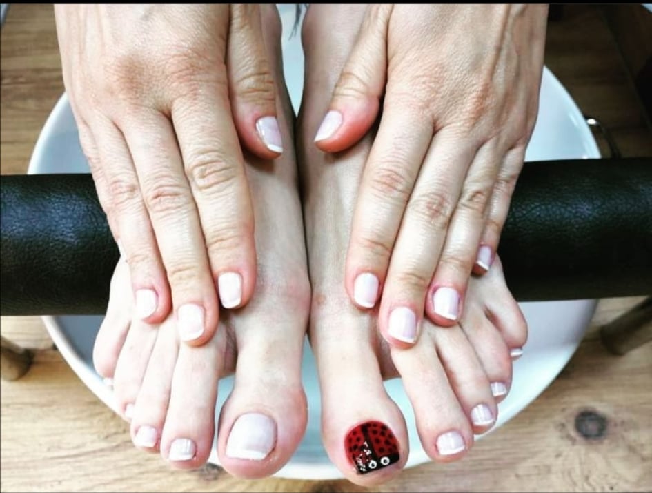 Yelda Manicure Pedicure Salon