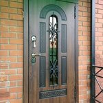 Grade doors (ulitsa Ordzhonikidze, 31) ، الأبواب