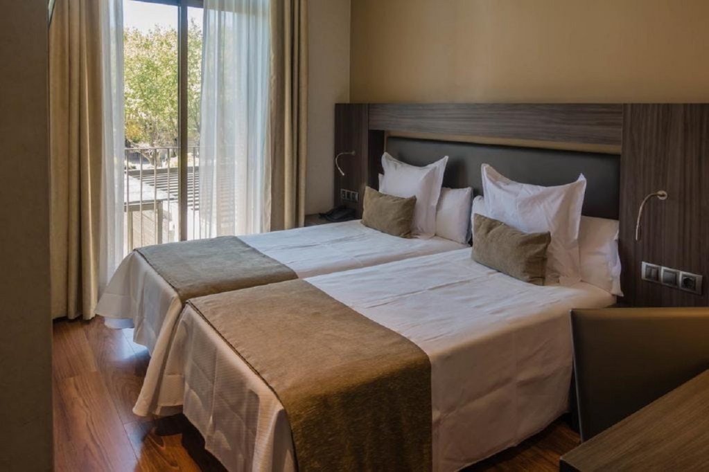 Фото Hotel Oasis