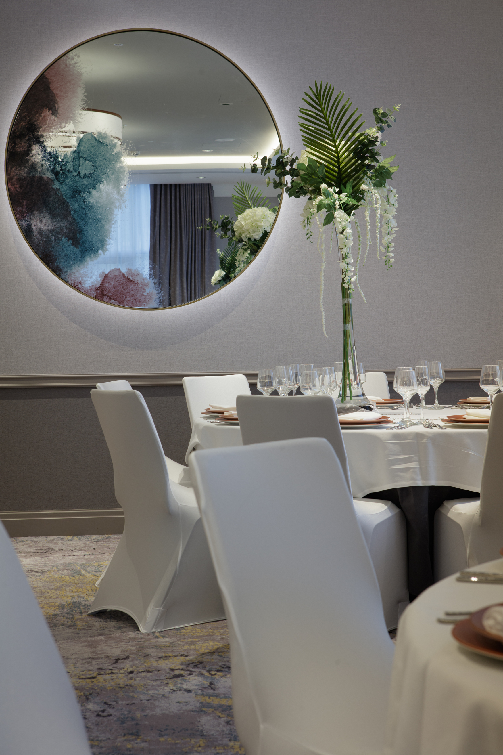 Фото DoubleTree by Hilton Bath