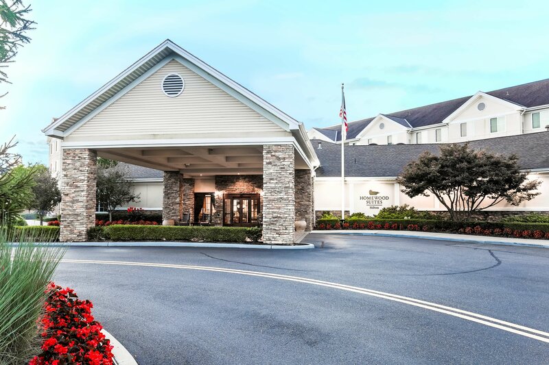 Гостиница Homewood Suites by Hilton Long Island-Melville