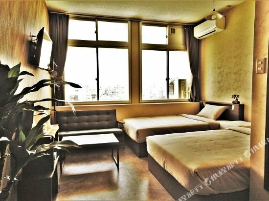 Hotel My Place - Hostel, Naha, photo