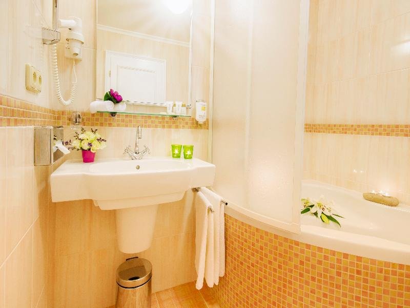 Фото Boutique Hotel Seven Days Prague 