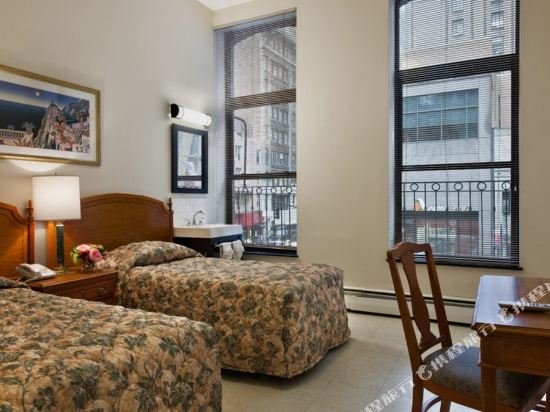 Фото Americana Inn