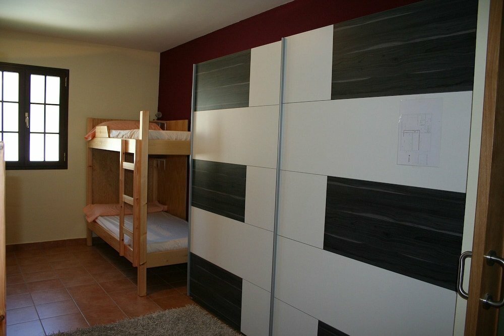 Hostel Alojamientos Acá y Allá, Foral Community of Navarre, photo