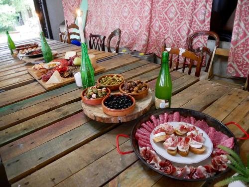 Фото San Sebastian Surf Camp - Hostel