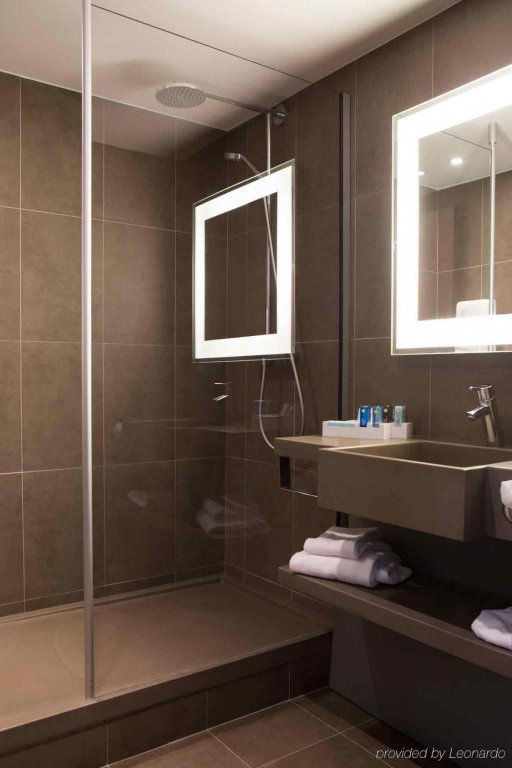 Фото Novotel Lille Centre Gares