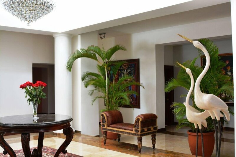 Гостиница Hotel Villa Casuarinas в Кали