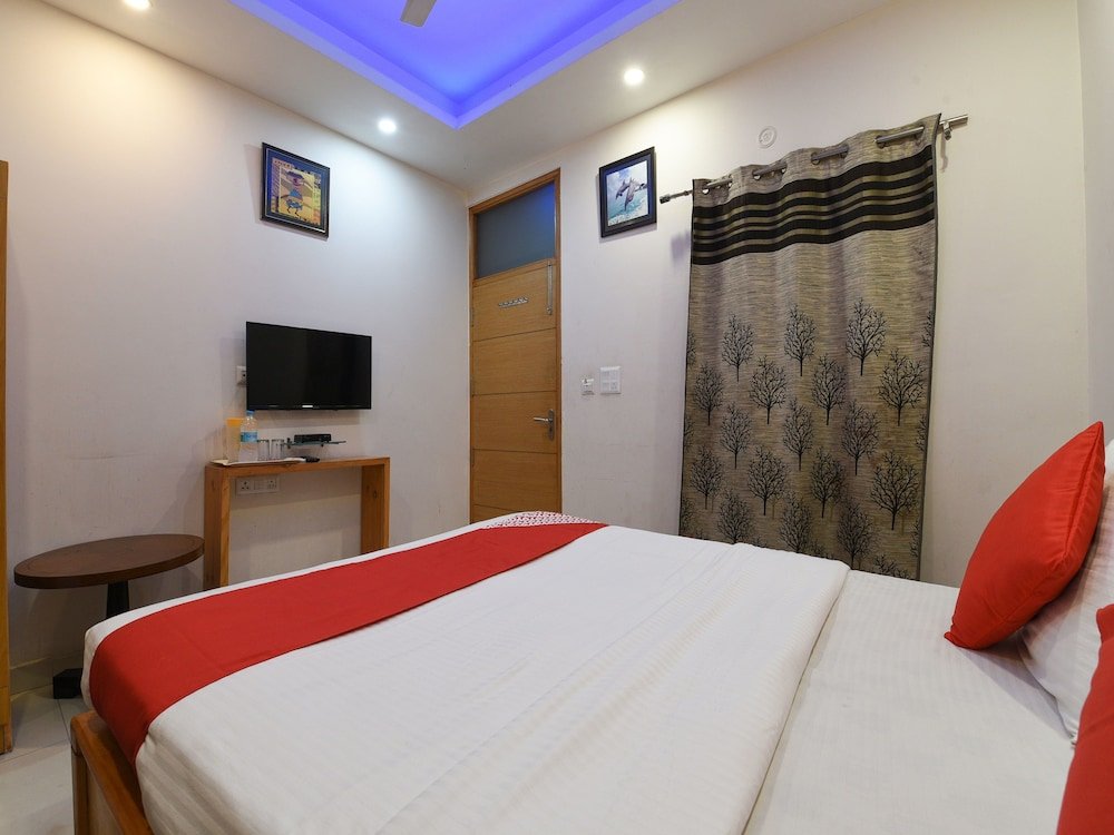 Фото Oyo 16970 Hotel Mahal