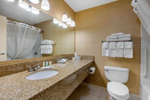 Гостиница Quality Inn & Suites Benton - Draffenville