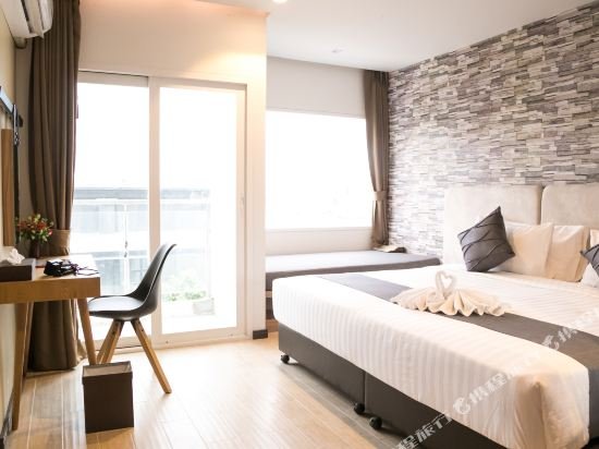 Фото T Pattaya Hotel