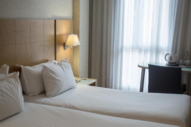 Фото Hotel Silken Sant Gervasi