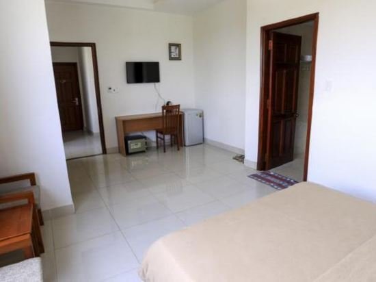 Фото Royal Hotel Bien Hoa