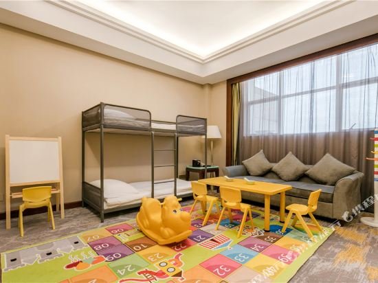 Фото Wyndham Grand Plaza Royale Ningbo