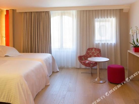 Фото Oceania L'Univers Tours