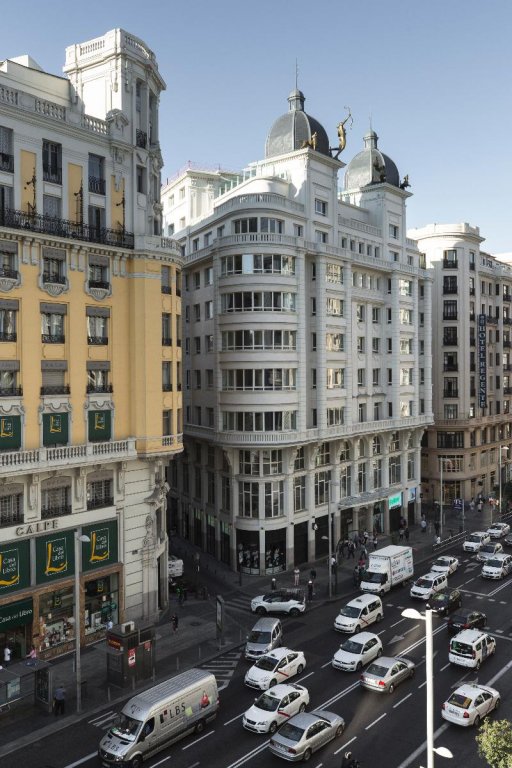 Фото Petit Palace Triball