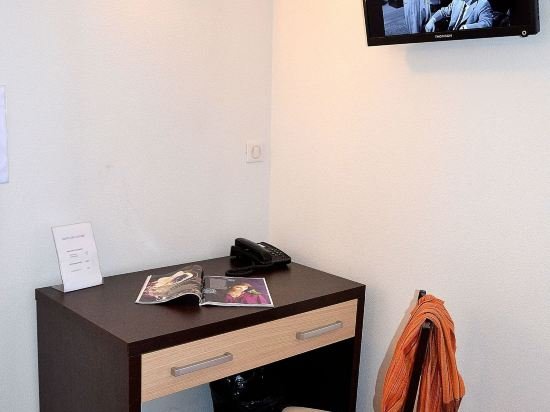 Фото Hôtel Les Bénédictins